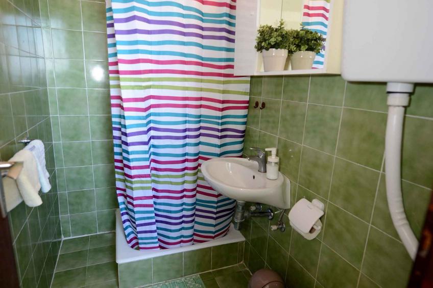 Holiday apartment with garden and barbecue - BF-JZK9 - foto 9