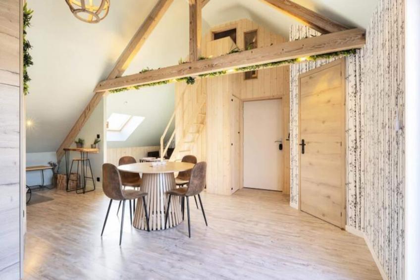 La Cabane - Deux Chambres Et Grande Terrasse    ⭐️⭐️⭐️ - foto 8