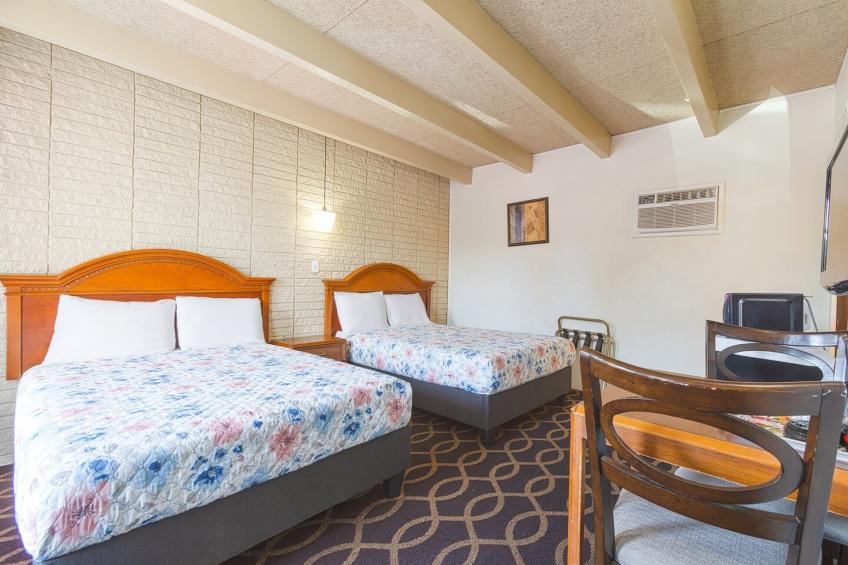 2 Queen Beds Non-Smoking - foto 6