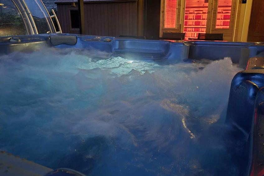 Vakantiehuis met infrarood sauna en jacuzzi - VW-5Z89B - foto 46