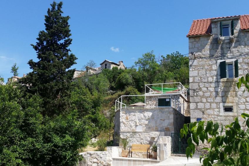 Liebevoll renoviertes altes Steinhaus mit Pool und wunderschönem Panoramablick - foto 19