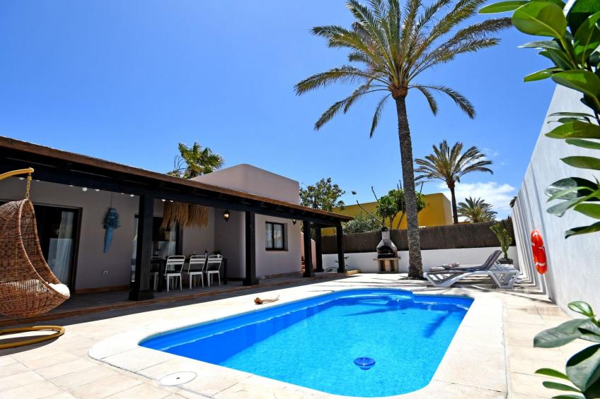 Komfortables Ferienhaus in Corralejo mit privatem Garten und beheiztem Pool
