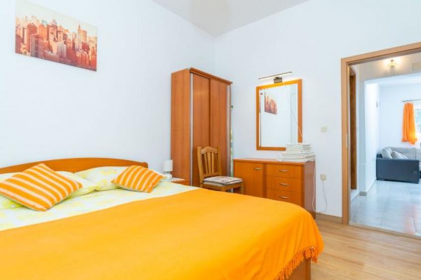 Beachfront Apartment house Hon with pool - foto 13