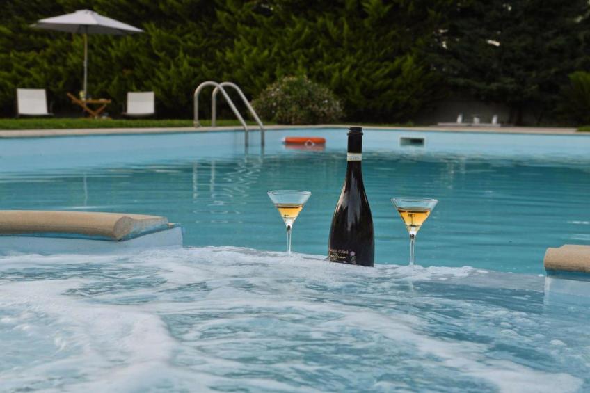 John Dimeon Kato A. With Private Pool - foto 32