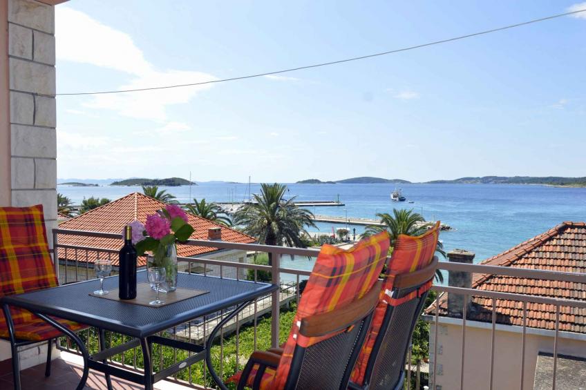 Holiday apartment with balcony and barbecue - BF-569GC - foto 6