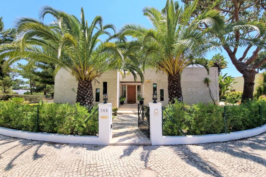 VILLA FATI
