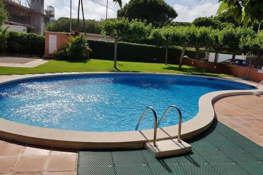 Apartment mit Meerblick, Terrasse und Schwimmbad - foto 9