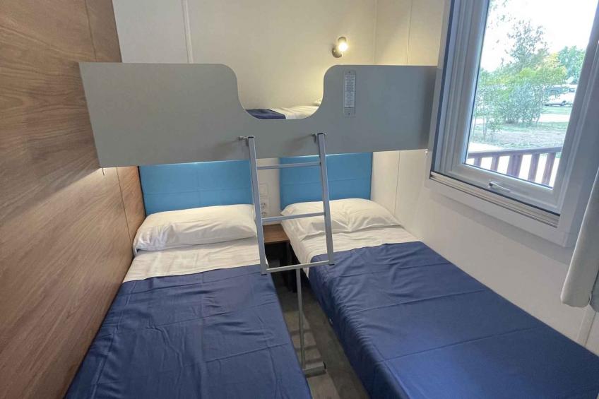 Stacaravan met airconditioning en houten veranda - VW-6KPHW - foto 14