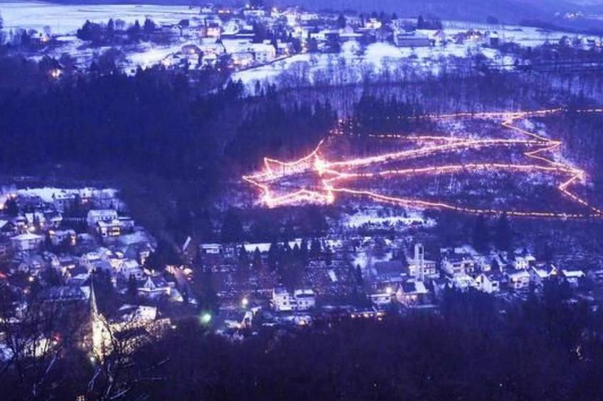 in Waldbreitbach mit Whirlpool - foto 32