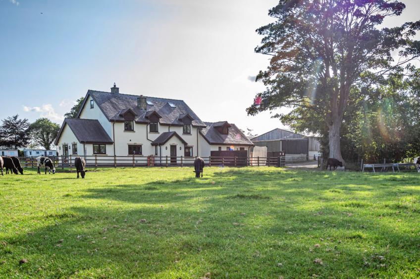 Groes Faen Bach Farmhouse