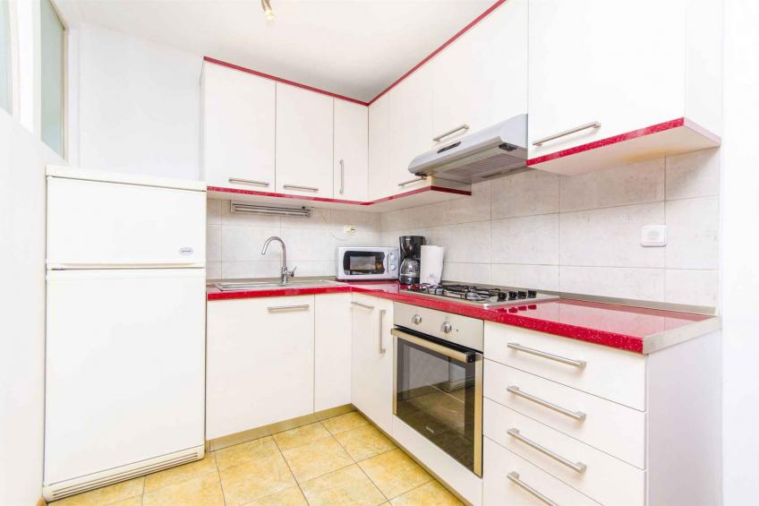 Holiday apartment with air conditioning, terrace and sea view in Slatine - BF-JB633 - foto 20