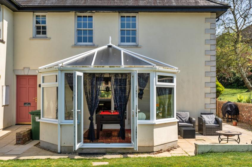 Nicely Tucked Away Cottage - foto 18