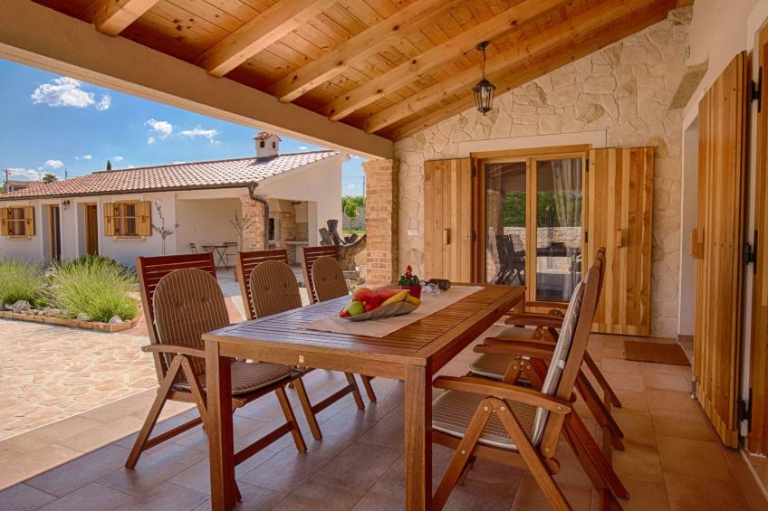 in Kras mit privatem Parkplatz - foto 10