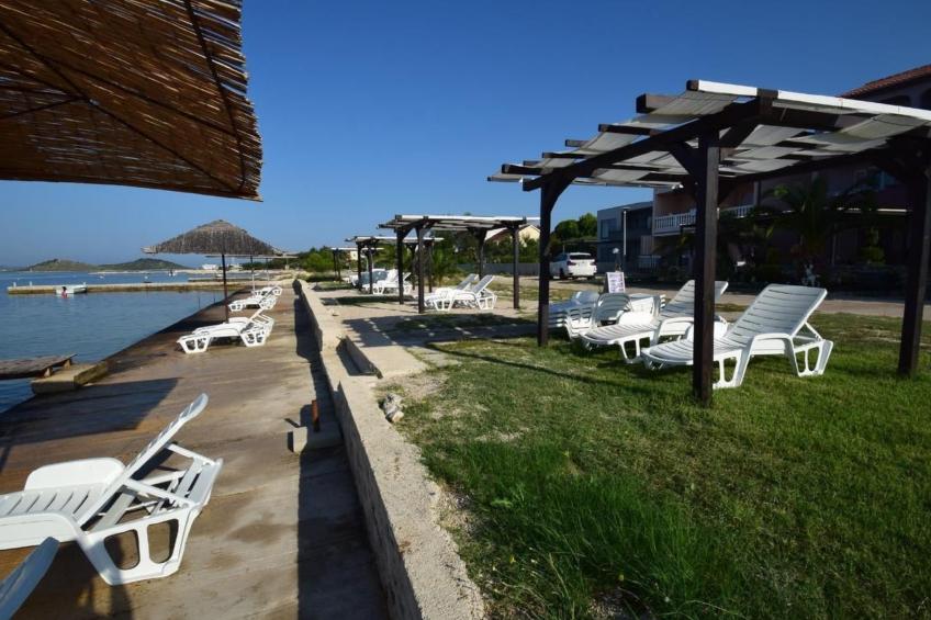 in Turanj mit Grill und Terrasse - foto 23