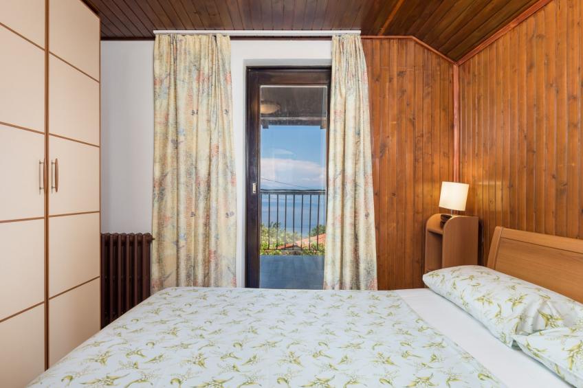 mit großem Garten und Pool - foto 20