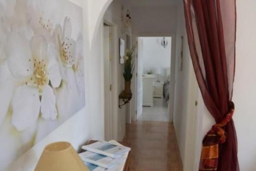 Villa mit Blick auf das Wasser - foto 8