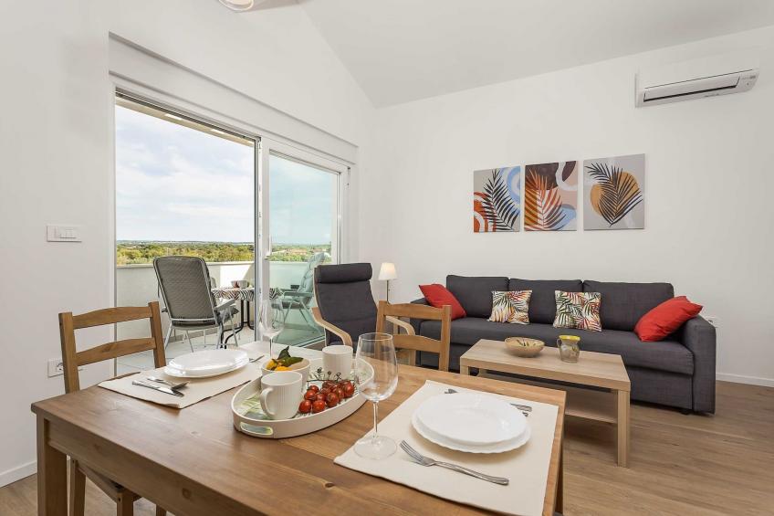 Lana Luxe - One Bedroom Apartment with Balcony - foto 7