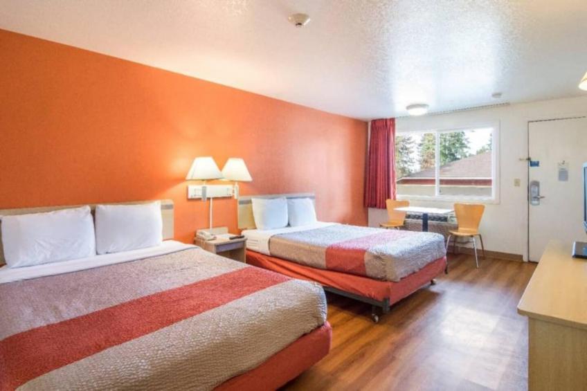2 Queen Beds  Non-Smoking - foto 5