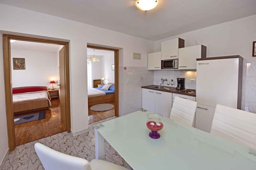 Holiday apartment with pool - BF-4YB9 - foto 32