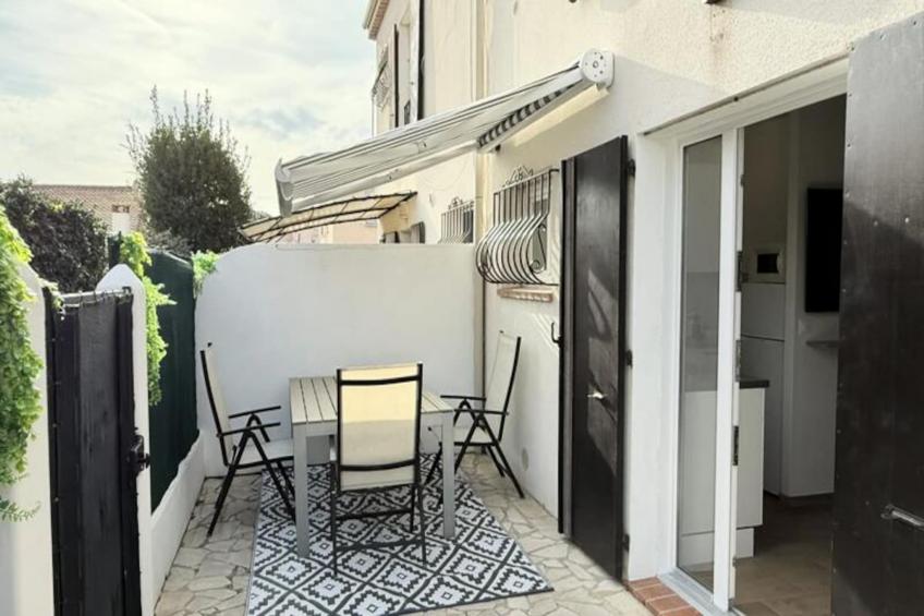 06cp - Beau T2 Super équipé Avec Terrasse - foto 11