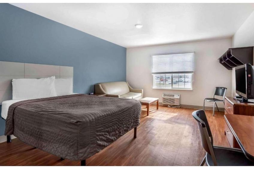 1 Full Bed | ADA\/Tub\/Smoking\/Kitchen - foto 10