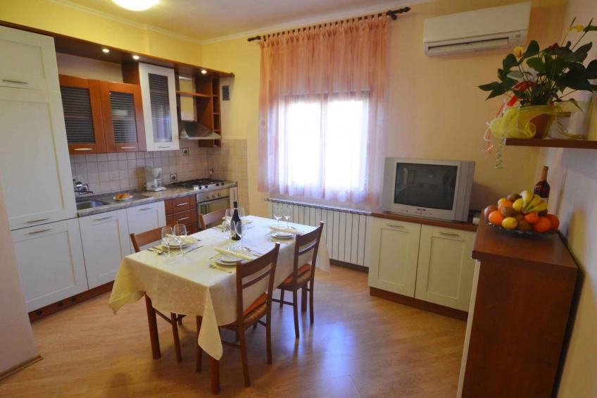 Vakantiewoning met terras - VW-TPRCW - foto 8