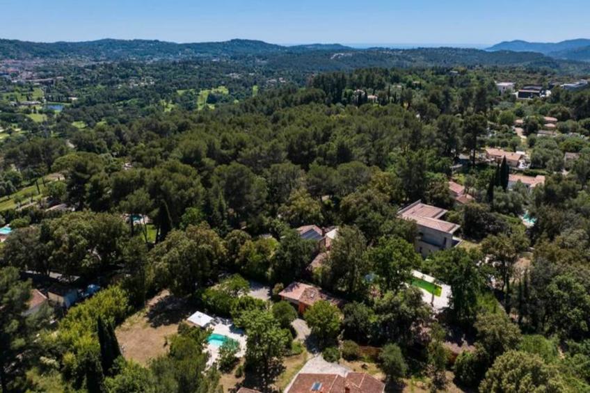 06bv2 : Joli Cottage Au Calme Avec Piscine - foto 7