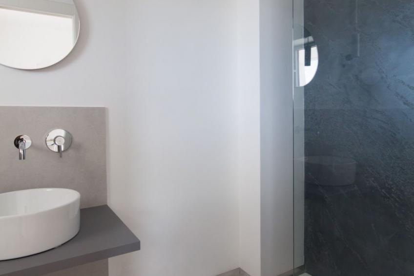 Weiße Luxusvilla - foto 28