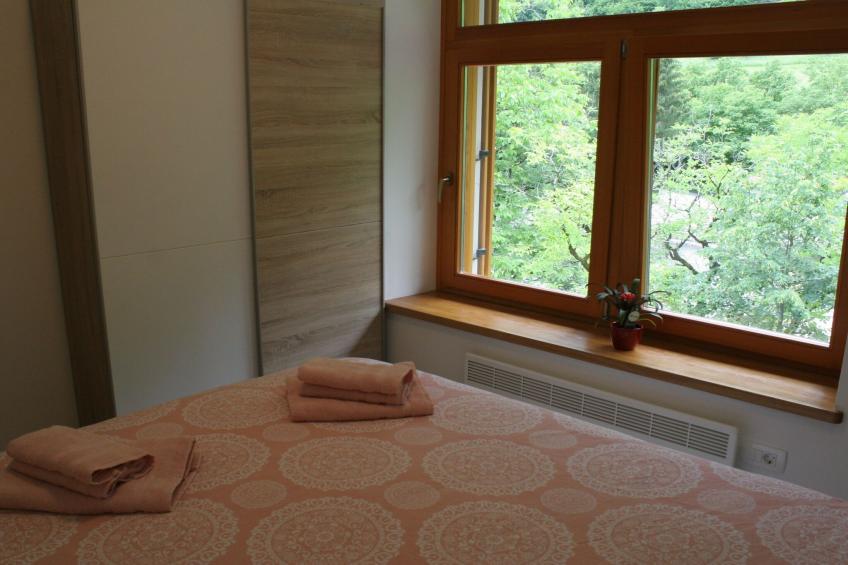 Riverside Rustic Ridge Apartments with Balcony - Two Bedroom Apartment with Balcony - foto 9