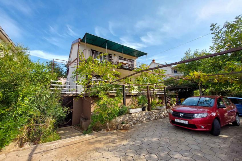 Holiday apartment with two terraces - BF-2P2D2