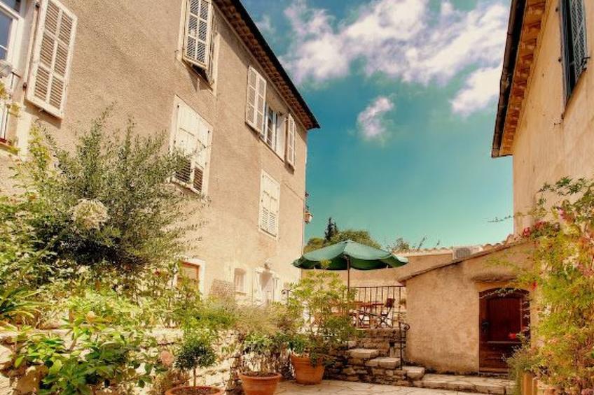 SCHÖNES STUDIO MIT GARTEN FÜR 2 IM DORF - foto 2