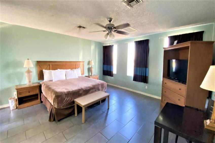 Queen Bed - foto 10