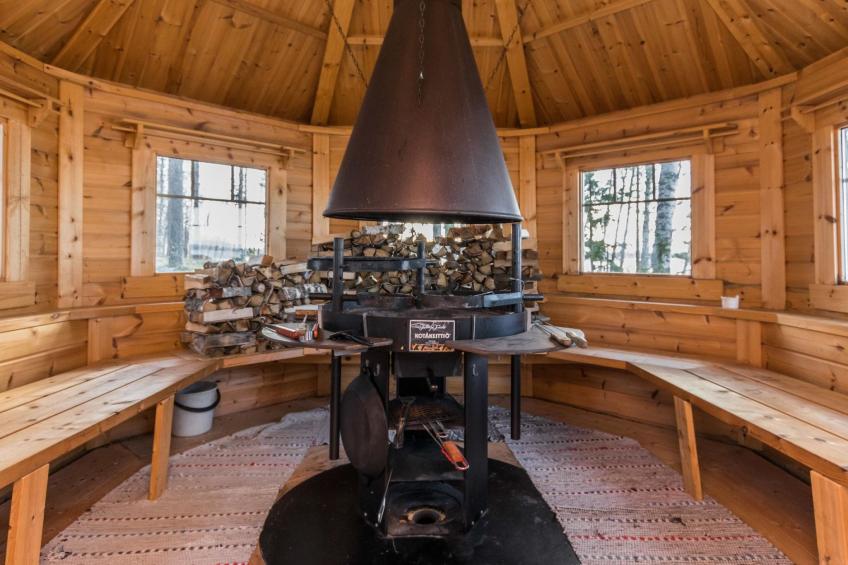 Puolen hehtaarin metsä - foto 4