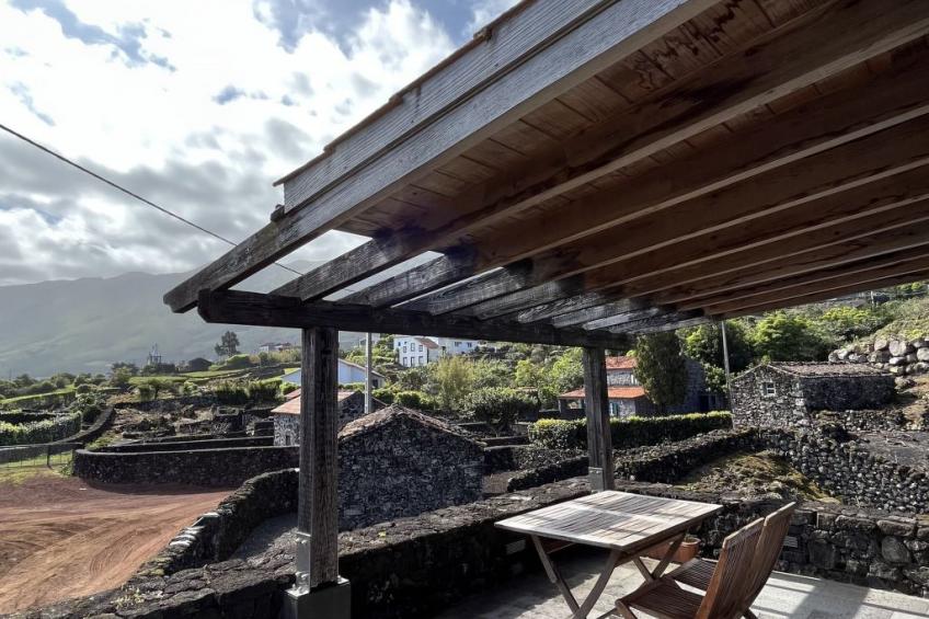 "Vinea Lava" mit Blick auf das Wasser - foto 52