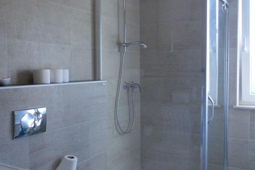 Modernes Apartment mit teilweisem Meerblick - foto 13