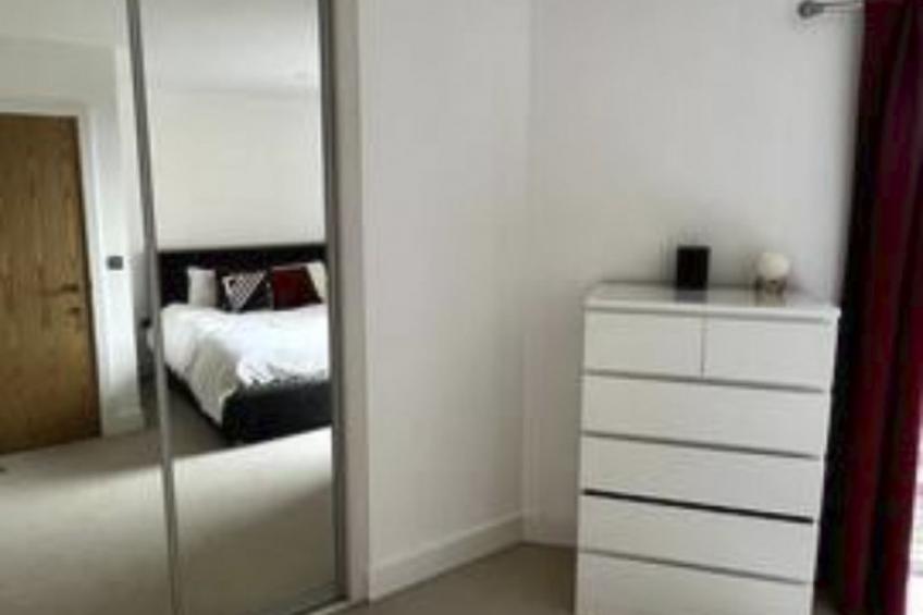 für 2 Personen ca. 300 m² in London-Harrow, London - foto 13
