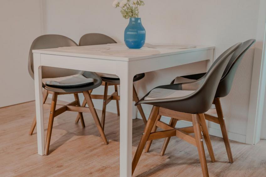 Apartment mit Küche, Arbeitsplatz und xxl Sofa - foto 8