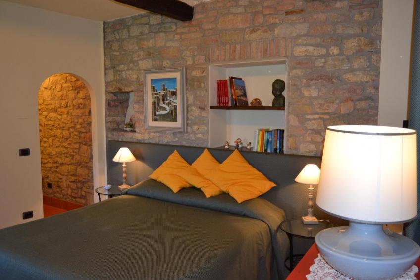 Altes Steinhaus mit Garten - foto 10