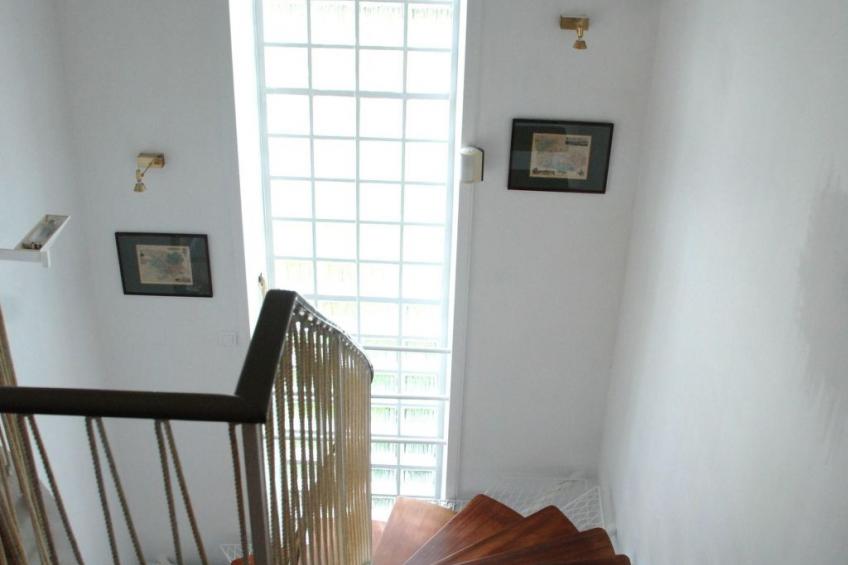 Villa mit großem Grundstück direkt am Mer - foto 8