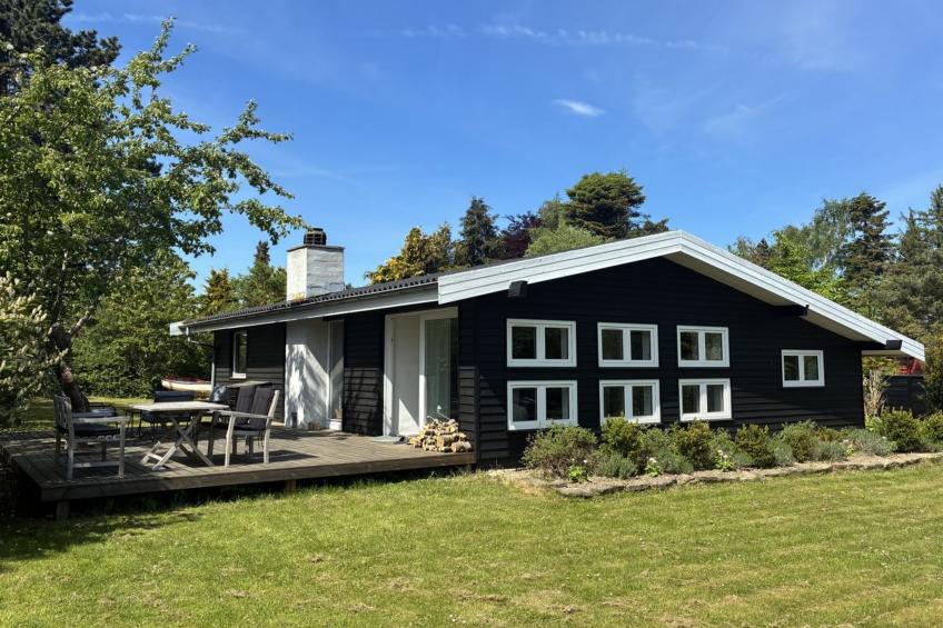 "Hendrina" - 500m from the sea