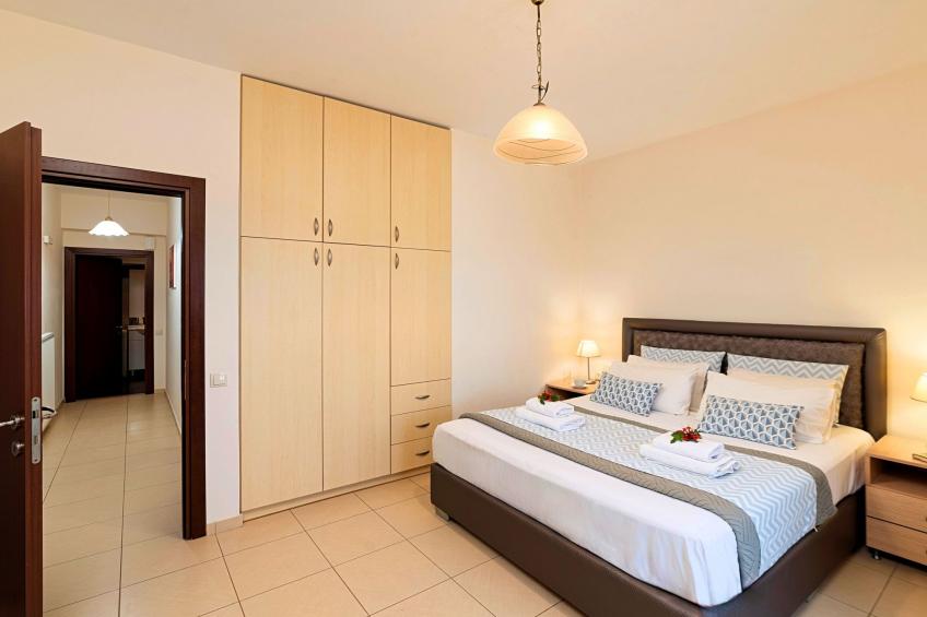 in Kournas mit Privatem Pool - foto 26