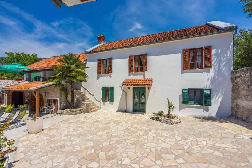 Villa met zwembad - BF-BG87F - foto 28