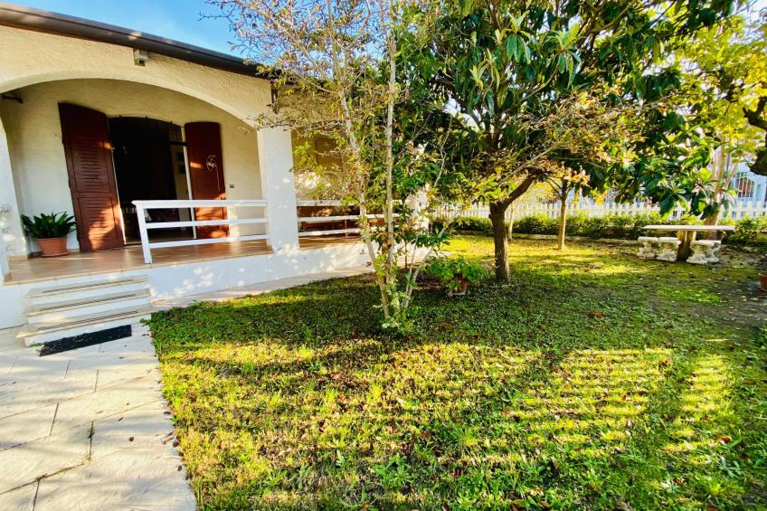 Repräsentative Villa, Klima, 300 Meter vom Meer entfernt