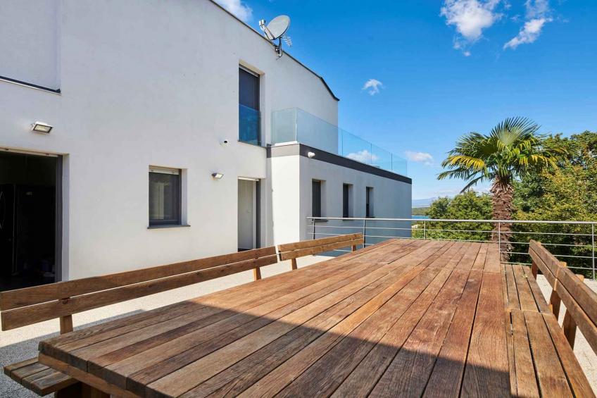 Villa met zwembad en uitzicht op zee - BF-9R7ZP - foto 9