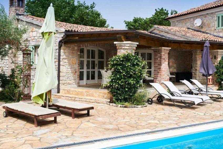 Villa met airconditioning en zwembad - BF-RFX2P - foto 9
