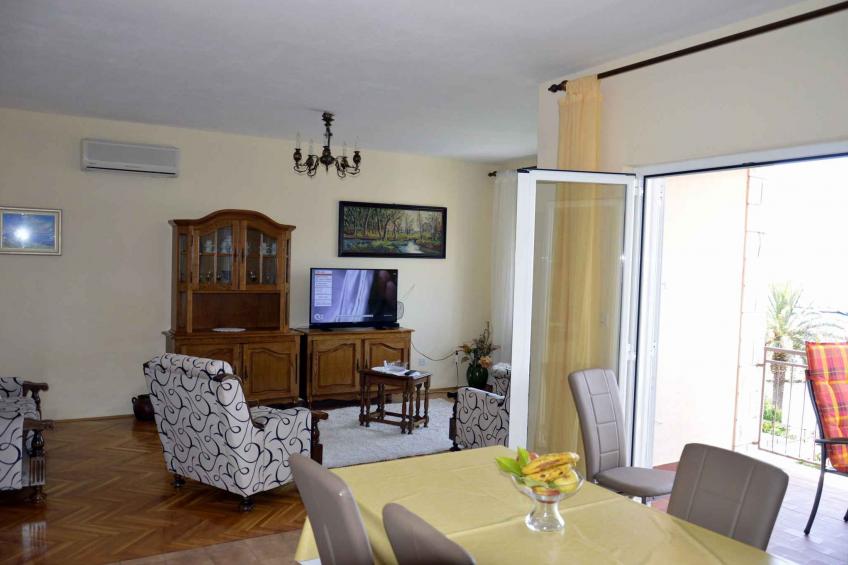 Holiday apartment with balcony and barbecue - BF-569GC - foto 16