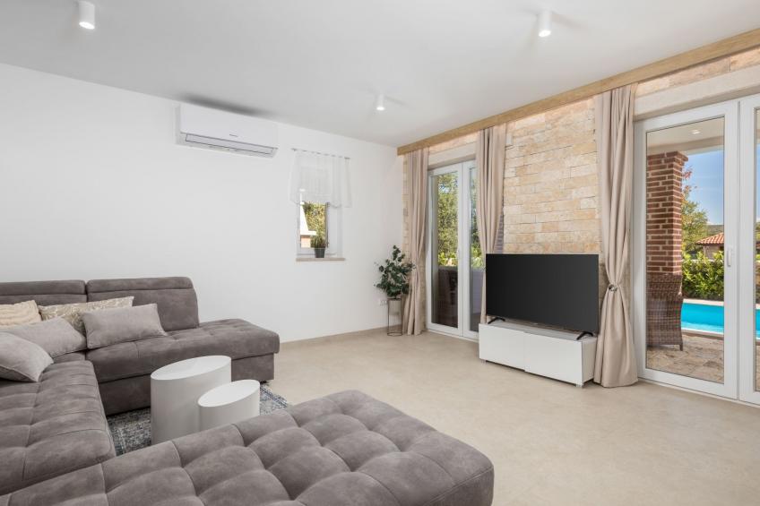 Romantische Villa mit Pool, umgeben von Natur - foto 48