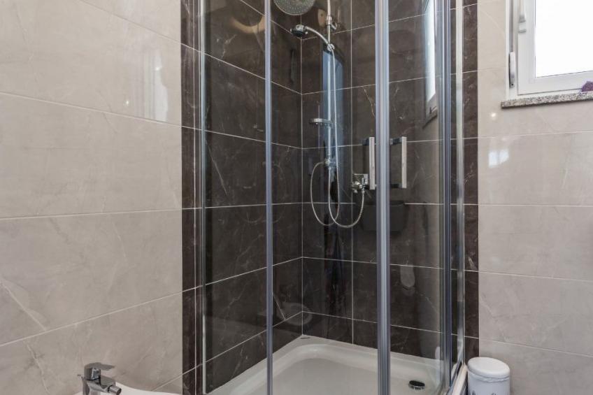 Schönes Haus für 8 Personen mit großem Schwimmbad - foto 17