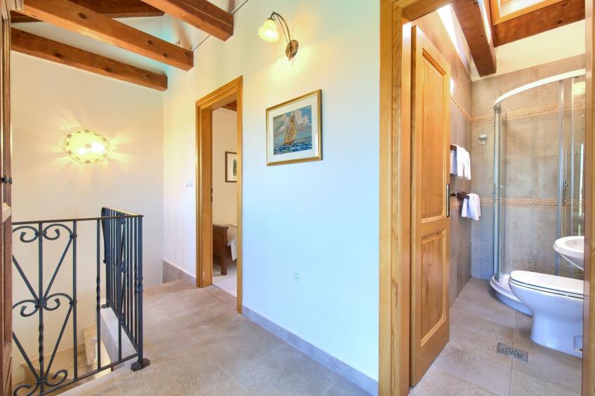 Steinvilla Margaret mit Pool und besonderem Flair - foto 23