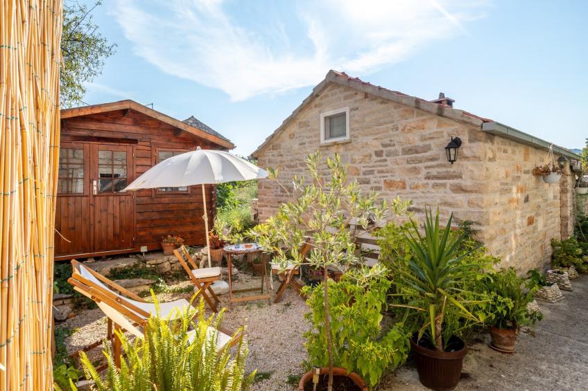 Stone House Harmony -Studio Apartment with Patio and Garden View ( 2 ) - foto 24